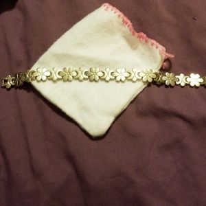 Flower silver bracelet